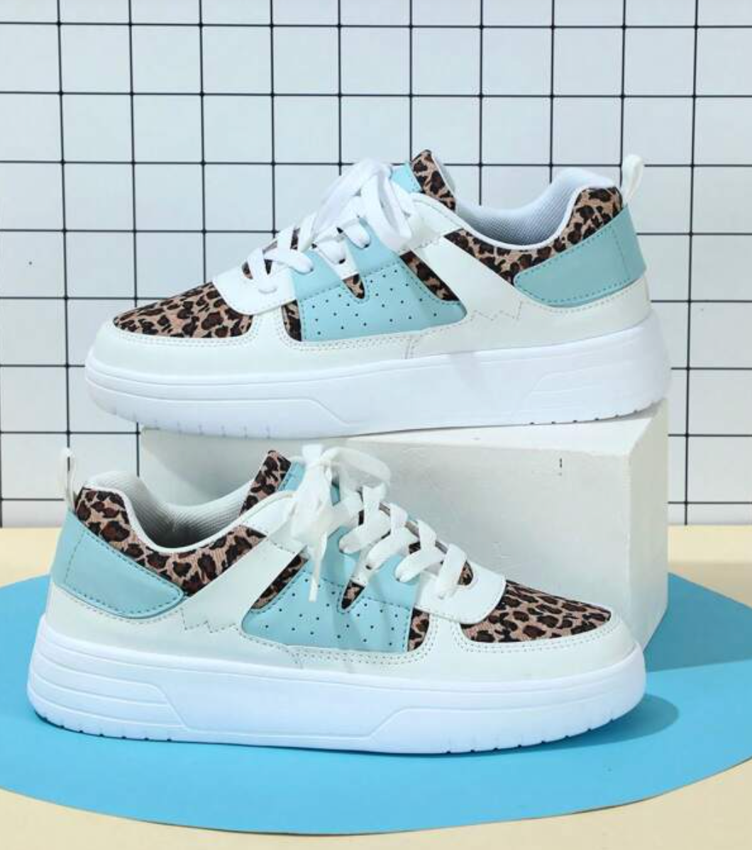 Alexandra | Women's Walking Sneakers