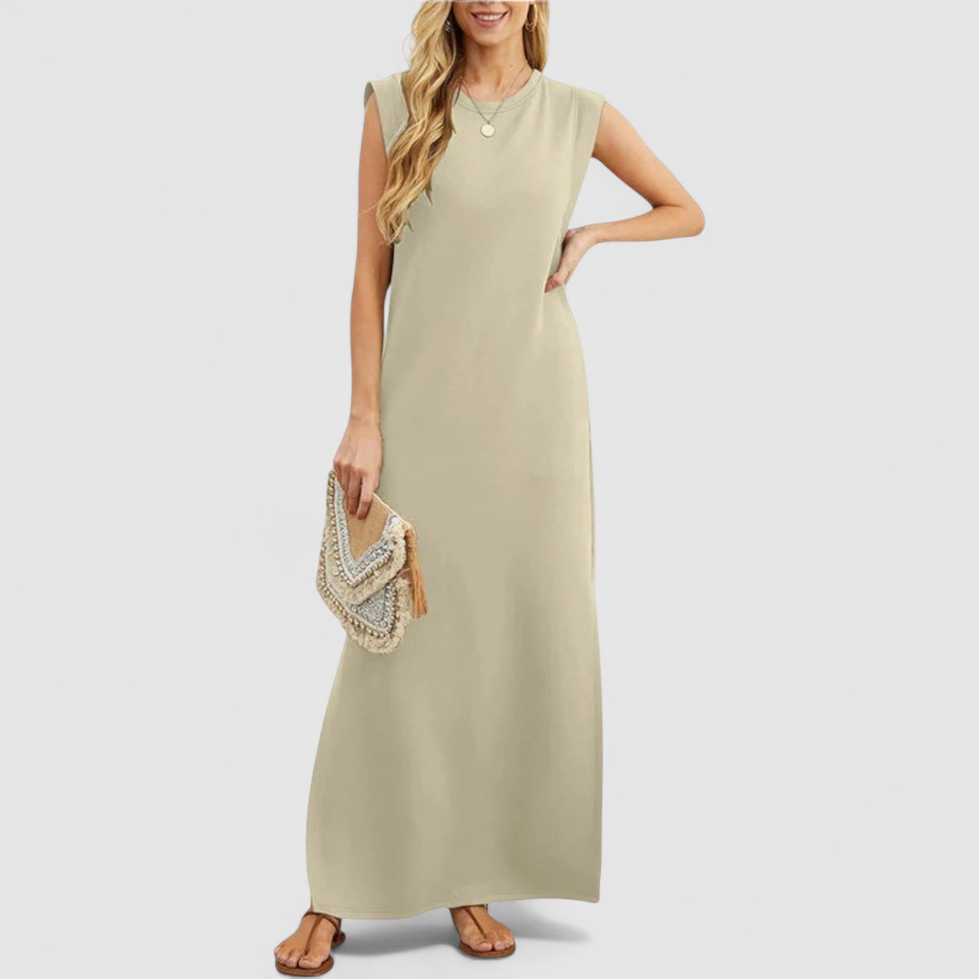 Emma's Casual Sleeveless Dress with Side Slit and Pockets