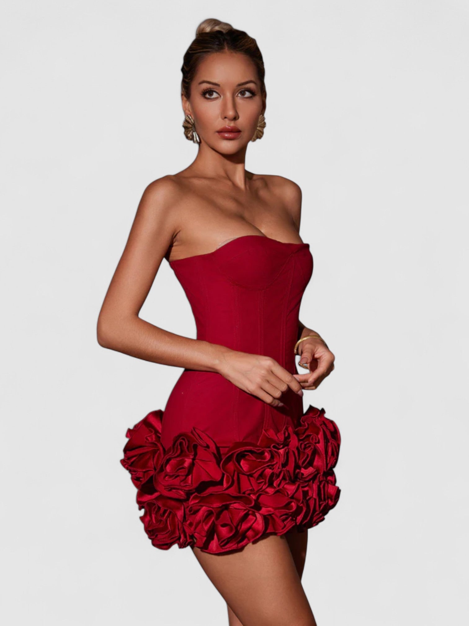 Aurelia’s Corset Mini Dress with Structured Bodice and Sleek Silhouette