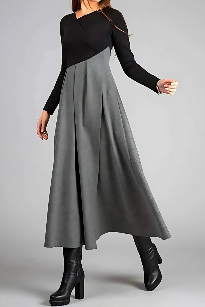 Aurora's Maxi Dress with Flattering Fit and Sleeves