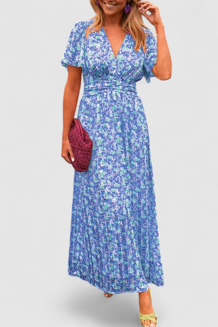 Isolde's V-Neck Maxi Dress with Elegant Lines and Day-to-Night Comfort