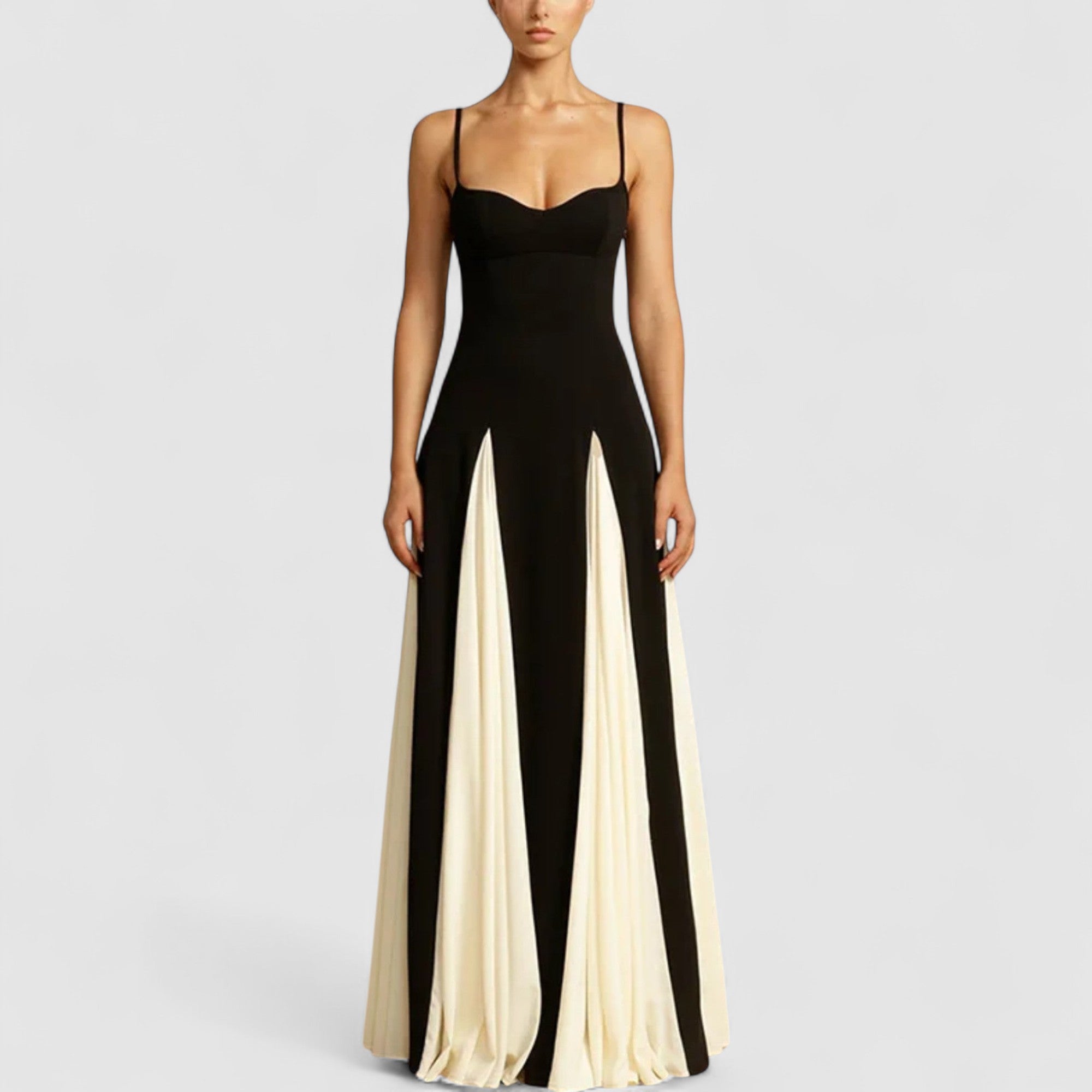 Ivy’s Maxi Dress with Elegant Contrast and Adjustable Straps