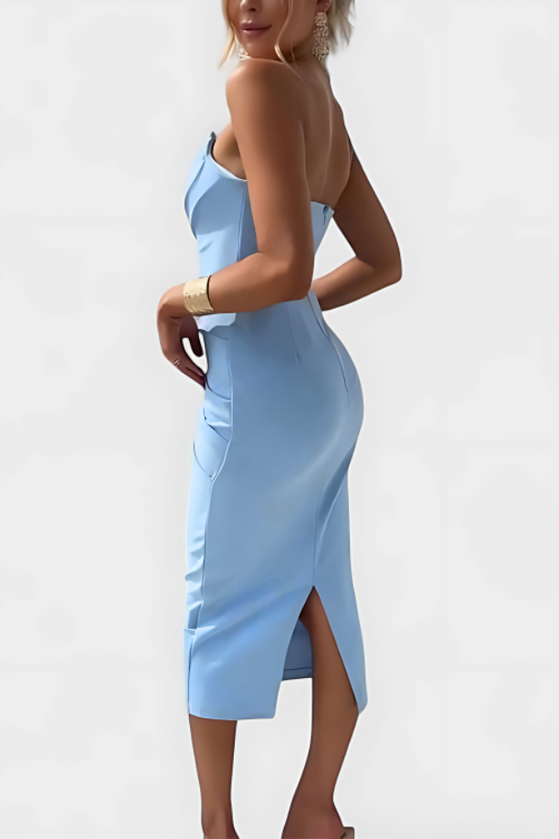Jolie's Strapless Dress with Open Back and Flowing Silhouette