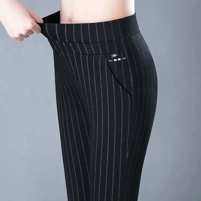 Rhia's High-Waisted Leggings Stretch Fit Faux Pocket Detail