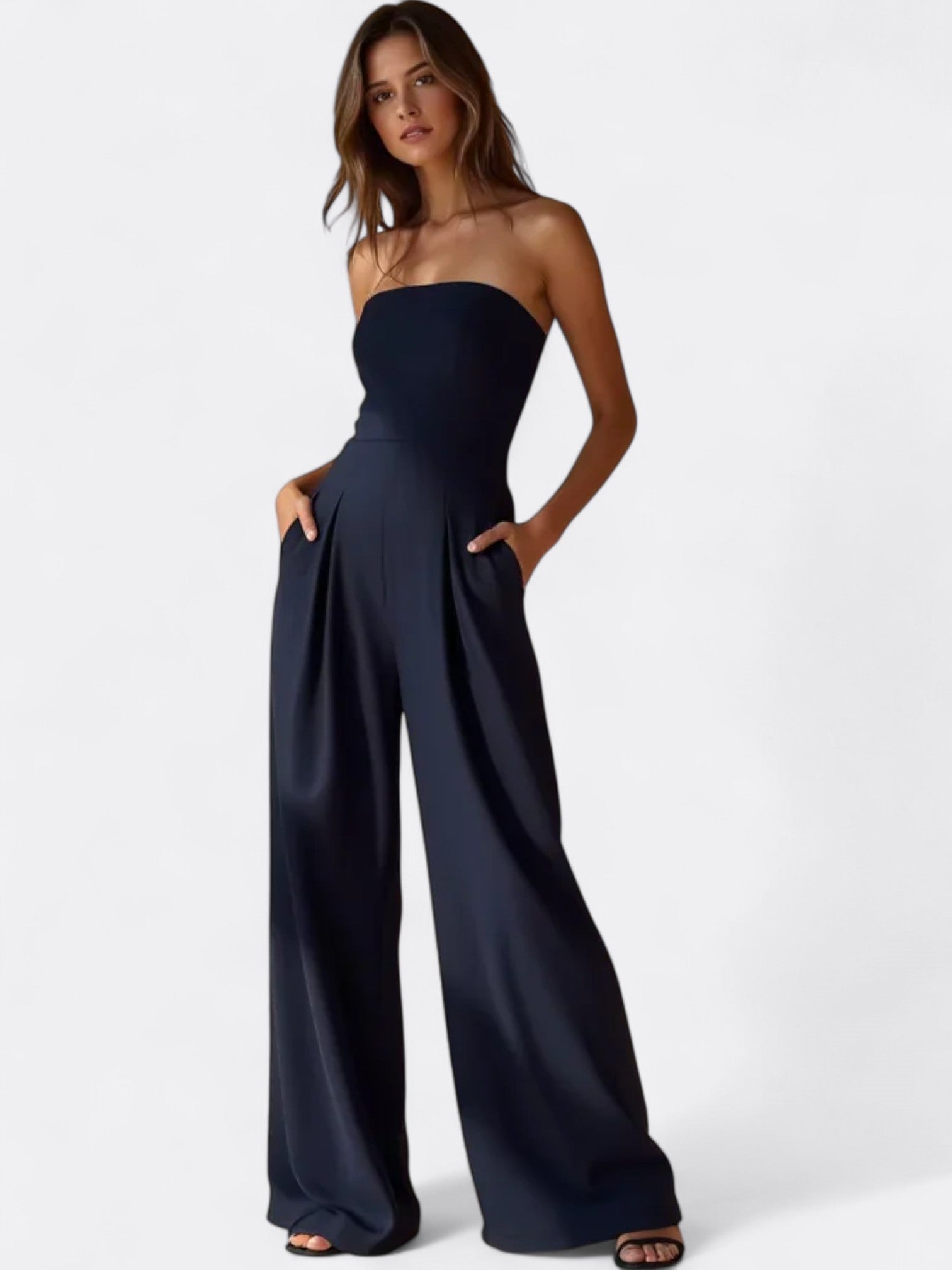 Shea's Strapless Jumpsuit with Sleek Silhouette and Versatile Style