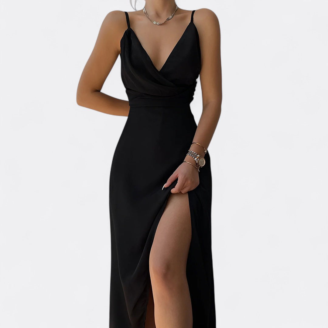 Valkyrie's Evening Dress with V-Neckline and Side Slit